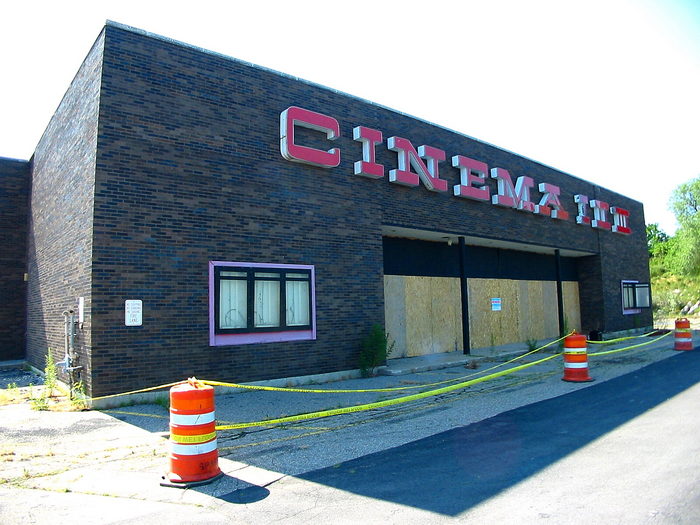 Maple Hill Cinema - July 2002 (newer photo)